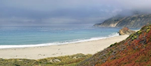 Images Dated 5th September 2012: Sand beach on the California Pacific coast, near Point Sur, California, United States