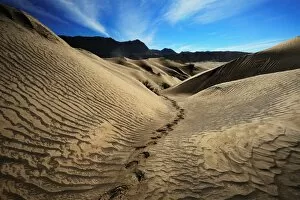 Volcano Collection: Sand dune of Mount Bromo