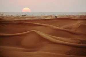 Arid Climate Collection: Sand dunes in Dubai