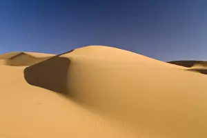Sanddunes Prints: Sand dunes in the Libyan desert, Sahara, Libya, North Africa, Africa