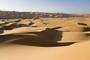 Sand Dunes Prints: Sand dunes in the Libyan Desert, Sahara, Libya, North Africa, Africa