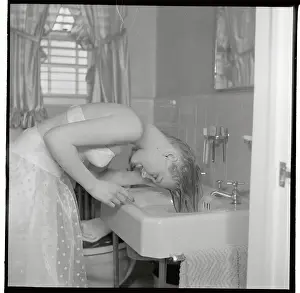 Sandra Goss Washing Her Hair