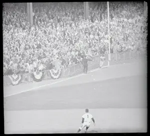Sandy Amoros Throwing a Baseball