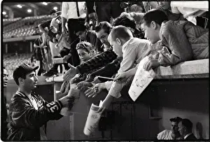 Sandy Koufax Signing Autographs