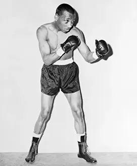Sandy Saddler Full Length Fight Pose