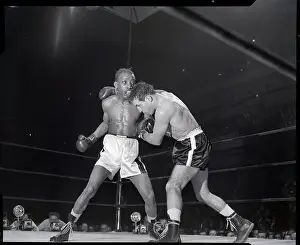 Sandy Saddler About to Swing Up with Punch