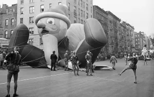 Thanksgiving Day Prints: Santa Claus Balloon in Macy's Thanksgiving Day Parade