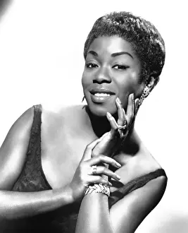Prints of CHICAGO IL - CIRCA 1957: Sarah Vaughan poses for a portrait circa 1957 in Chicago, Illinois. (Photo by Maurice Seymour/Michael Ochs Archive/Getty Images) The Divine One: Sarah Vaughan