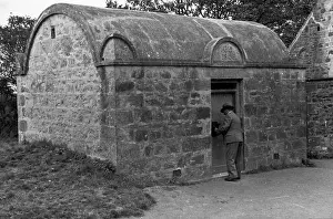Inspecting Prints: The Sark Cell