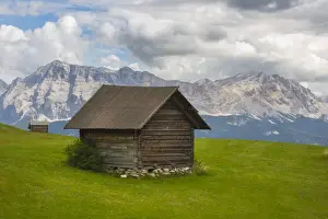 Trentino Prints: Sass de Putia Circuit hiking trail in Odle mountain group, Dolomites