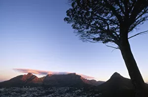 Scenic View of Table Mountain and Lions Head at Dawn