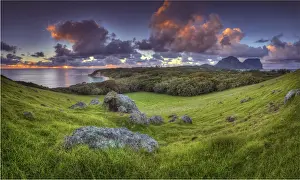 Tasman Sea Prints: Scenically beautiful and a world heritage designated location