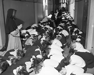 Drill Prints: School Children Have Bomb Drill