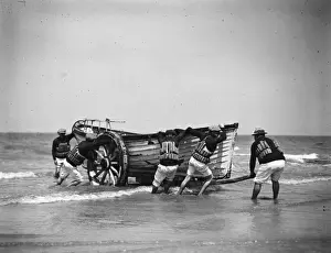 Prints of circa 1910: Bringing in a lifeboat at the Scilly Isles. (Photo by F J Mortimer/Getty Images) Francis James Mortimer (1874-1944) Prints: Scilly Lifeboat