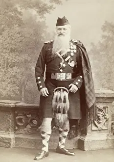 Traditional Style Prints: Scottish Sergeant in Traditional Garb