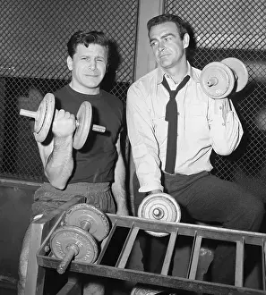 Sean Connery Lifting Weight W/R.Lastarza
