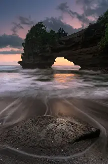 Seascape twilight times at Batu Bolong Pura Tanah Lot, Bali, Indonesia