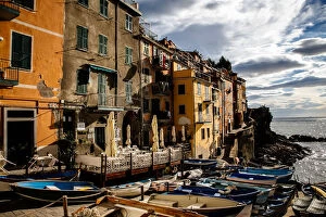 Images Dated 11th November 2013: Seaside houses of Riomaggiore in Cinque Terre National Park, Liguria, Italy