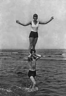 Henry Miller News Picture Service Collection: Seaside Stunt
