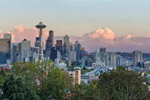 Images Dated 20th September 2016: Seattle Downtown Cityscape during Sunset