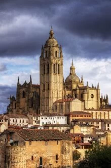 Images Dated 17th November 2012: Segovia old town and Gothic style Cathedral