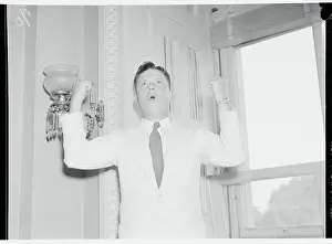 Senator Albert Gore in Fighting Pose