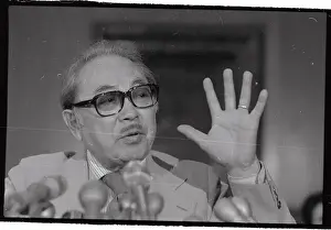 Hayakawa Prints: Senator Hayakawa Holding up His Hand as He speaks