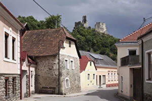 City Portrait Gallery: Senftenberg with castle ruins, Kremstal calley, Wachau, Lower Austria, Austria, Europe