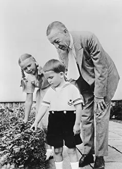 Serge Rachmaninoff Sightseeing With His Grandchildren