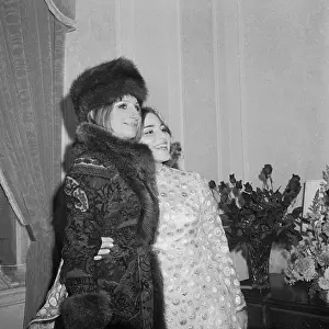 Prints of 12/19/1969 - New York: Entertainer Barbara Streisand visits another entertainer, half-sister Roslyn Kind A Legendary Career: On The Set Of Movie The Way We Were