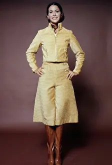 Huty32637 Prints: Seventies Fashion Shoot