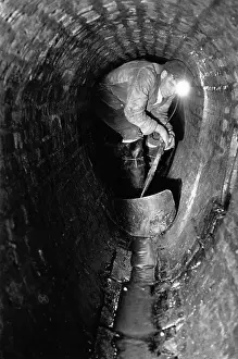 M Wat Sani Prints: Sewage Tunnel