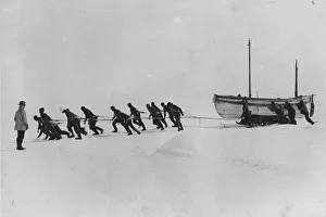 hulton archive/heritage images/shackletons trans antarctic expedition