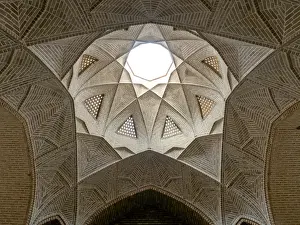 Shah Abbasi Caravanserai dome detail, Meybod, Iran