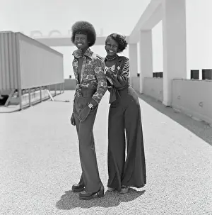 Huty31078 Prints: Sharon Hill And James Phillips - Soul Train Dancers