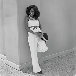 Sharon Hill - Soul Train Dancers