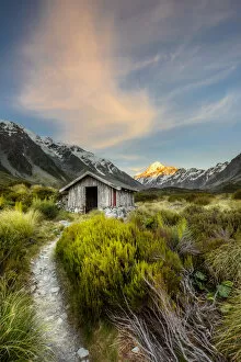 Shelter at Hooker Valley track with Mount Cook as background at Aoraki Mount Cook