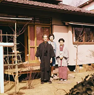 Shinichiro Tomonaga with Wife and Daughter