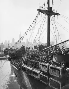 Relief Prints: Ship Deck Crowded With American Soldiers