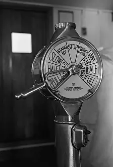 Steering Prints: Ship Indicator