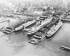 Ships of the Cunard Lines in New York