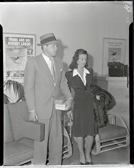 Shipwreck Kelly and Wife Returning from Honeymoon