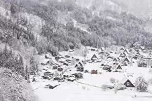 Images Dated 14th February 2015: Shirakawa-go village with snow on winter. Japan