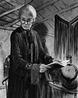 Farce Prints: Shocked Reader