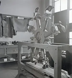 Leather Prints: Shoe Testing Machine