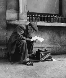 Roles And Occup Prints: Shoeshine Wait