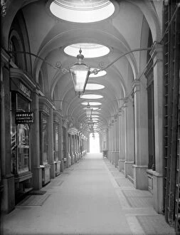 Images Dated 15th April 2016: Shopping Arcade