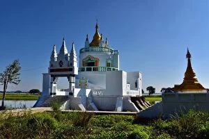 Images Dated 8th January 2016: Shwe Modeptaw Pagoda at the U Bein bridge, Amarapura, Myanmar