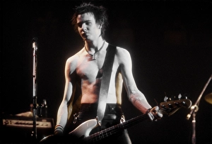sid-vicious-performs-sex-