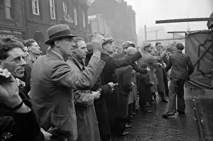 Humphrey Spender Prints: Sideshow Spectators